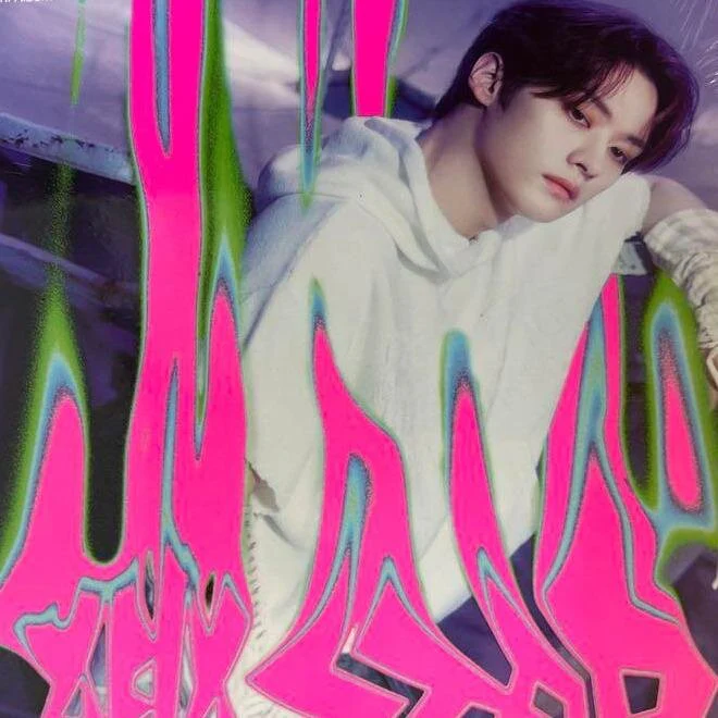 [Stray Kids] 8th Mini Album [樂-STAR] (Postcard Version) - Image 5