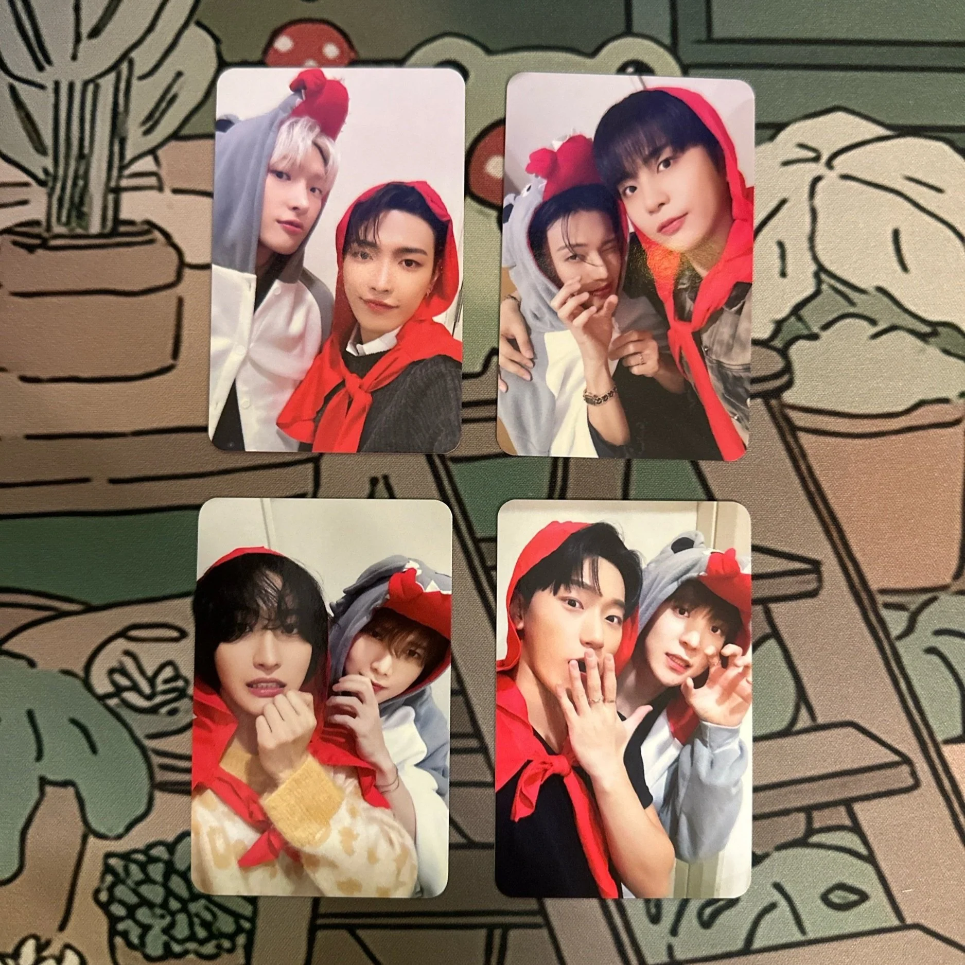 *MAKESTAR Hood (Wolf) Preorder Benefit Photocard* ATEEZ 10th Mini Album [GOLDEN HOUR : Part.1] (BLUE HOUR Ver. / DIARY Ver. / GOLDEN HOUR Ver.) - Image 15