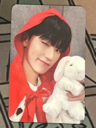 [ATEEZ] Golden Hour - MAKESTAR Hood (Red Riding Hood) Preorder Benefit Photocard - Image 8
